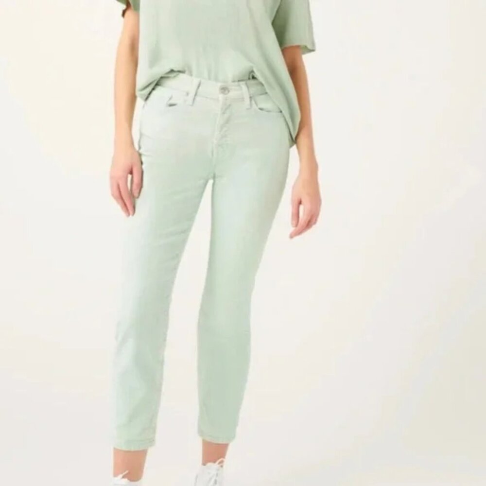 7FAM NWT Josefina Pale Green Ankle Jeans Sz 31